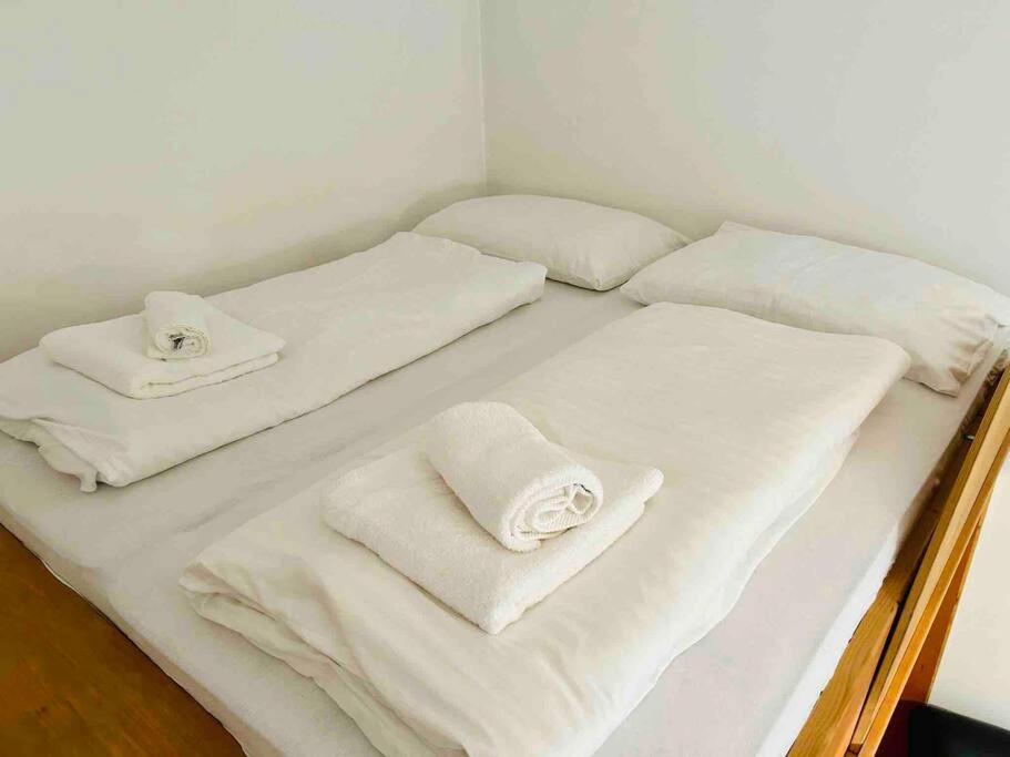 Retro Chic - Charming Near Augarten Appartamento Vienna